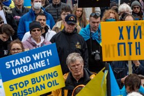Russia earns €93 bln in revenue from fossil fuel exports after invading Ukraine