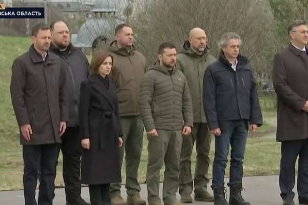 Zelenskyy arrives in Bucha with leaders of four countries