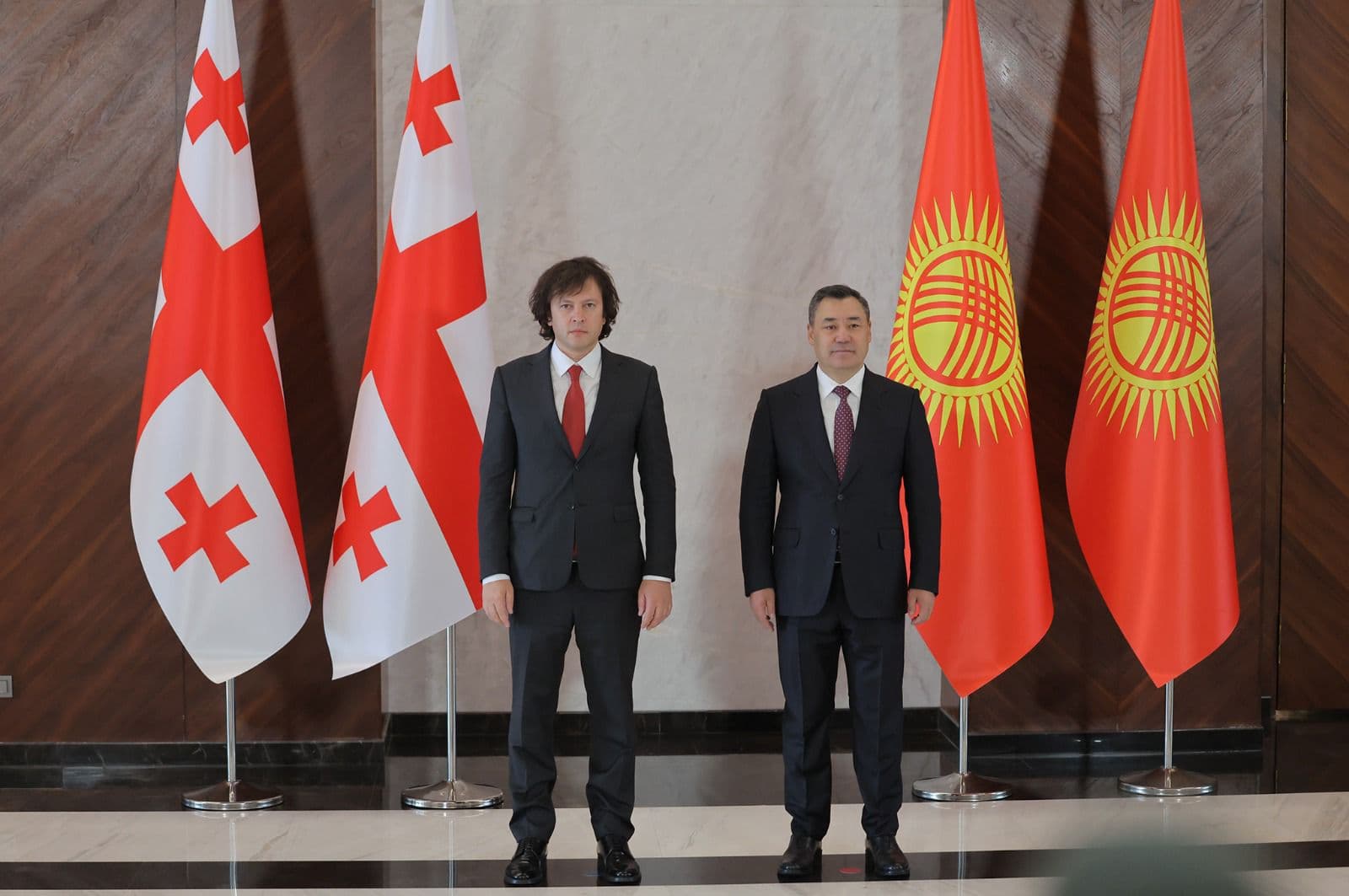 ირაკლი კობახიძე ყირგიზეთის პრეზიდენტს შეხვდა