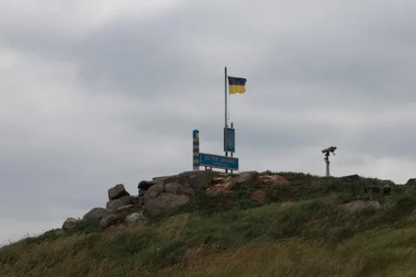 Kyiv retakes control of Snake island 