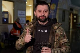 Head of Ukrainian ruling faction announces arrest of corrupt officials 