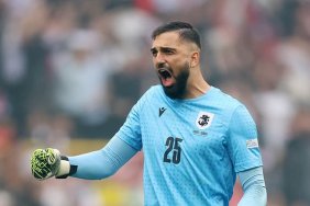 Georgia’s Giorgi Mamardashvili becomes World's most expensive goalkeeper