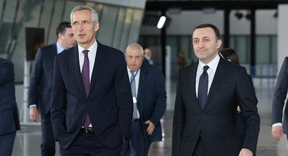 Frontnews image description