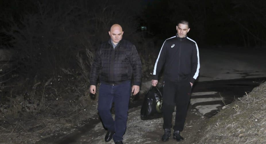 Frontnews image description