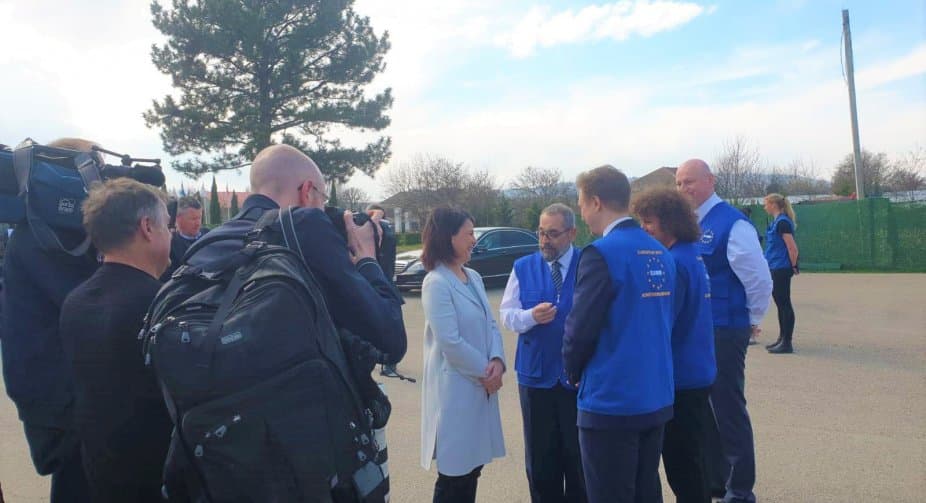 Frontnews image description