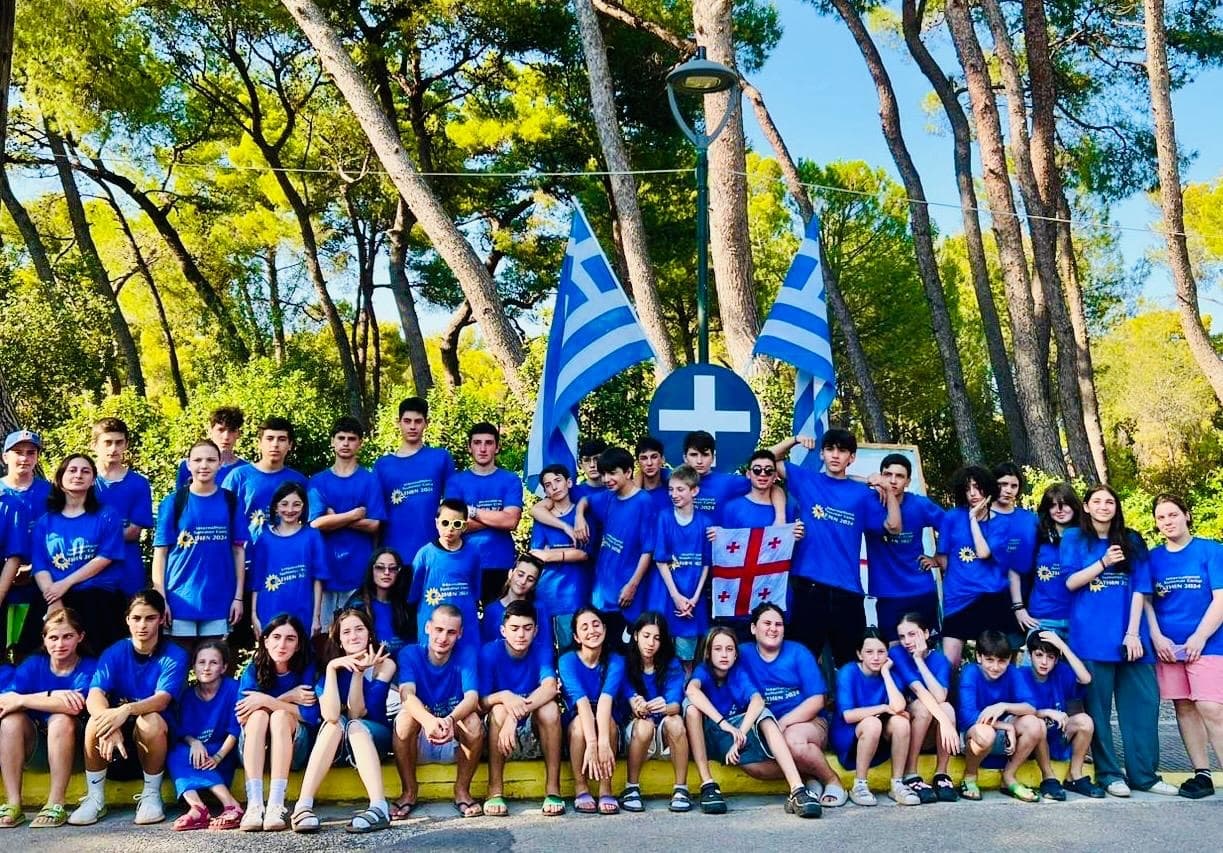 Frontnews image description