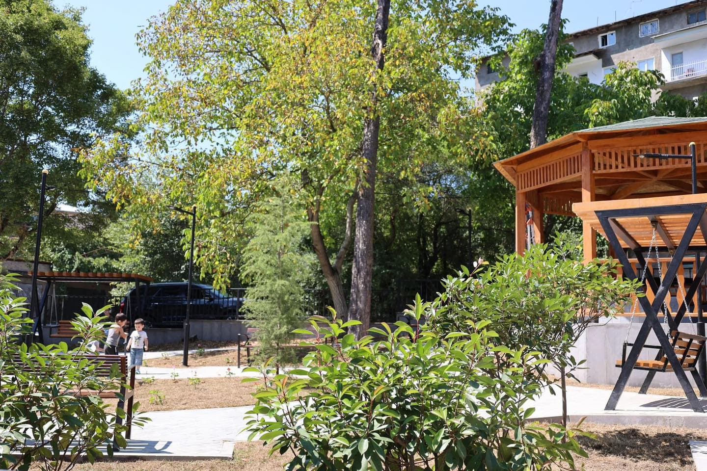 Frontnews image description