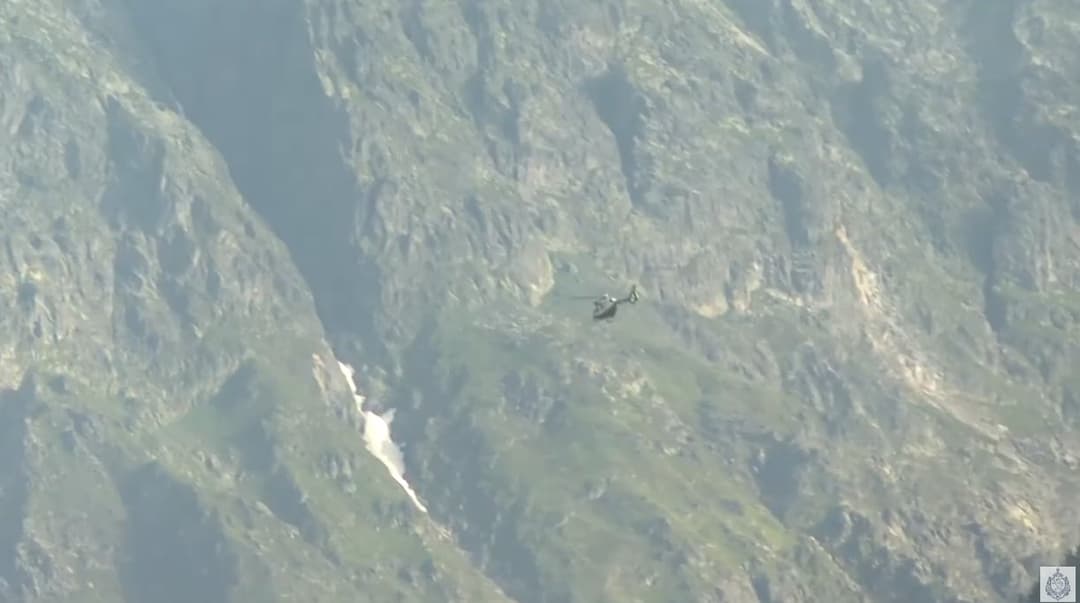 მეხანძრე-მაშველებმა სვანეთში, სამი მთამსვლელი გადაარჩინეს, ერთი დაღუპულის ცხედრის სამძებრო სამუშაოები გრძელდება