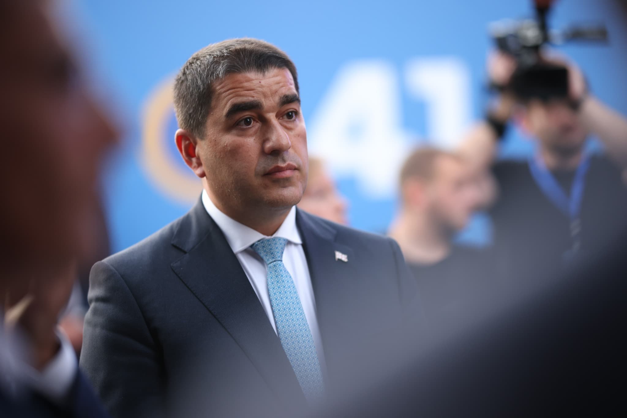 Frontnews image description