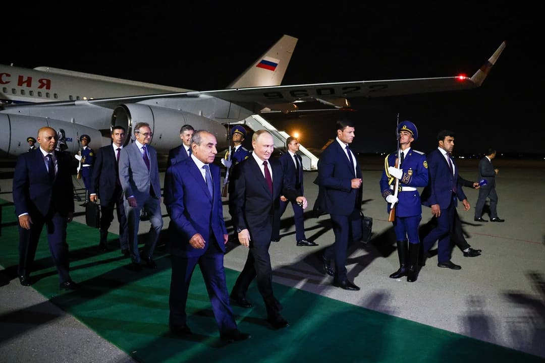 პუტინი აზერბაიჯანში ჩავიდა