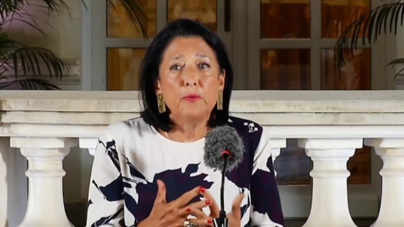 სალომე ზურაბიშვილი – ვიცით მისგან მხოლოდ ორი სიტყვა, რომელიც ალბათ, მისი დაწერილიც არ არის, მზად ვარ და ვიწვევ დებატებში