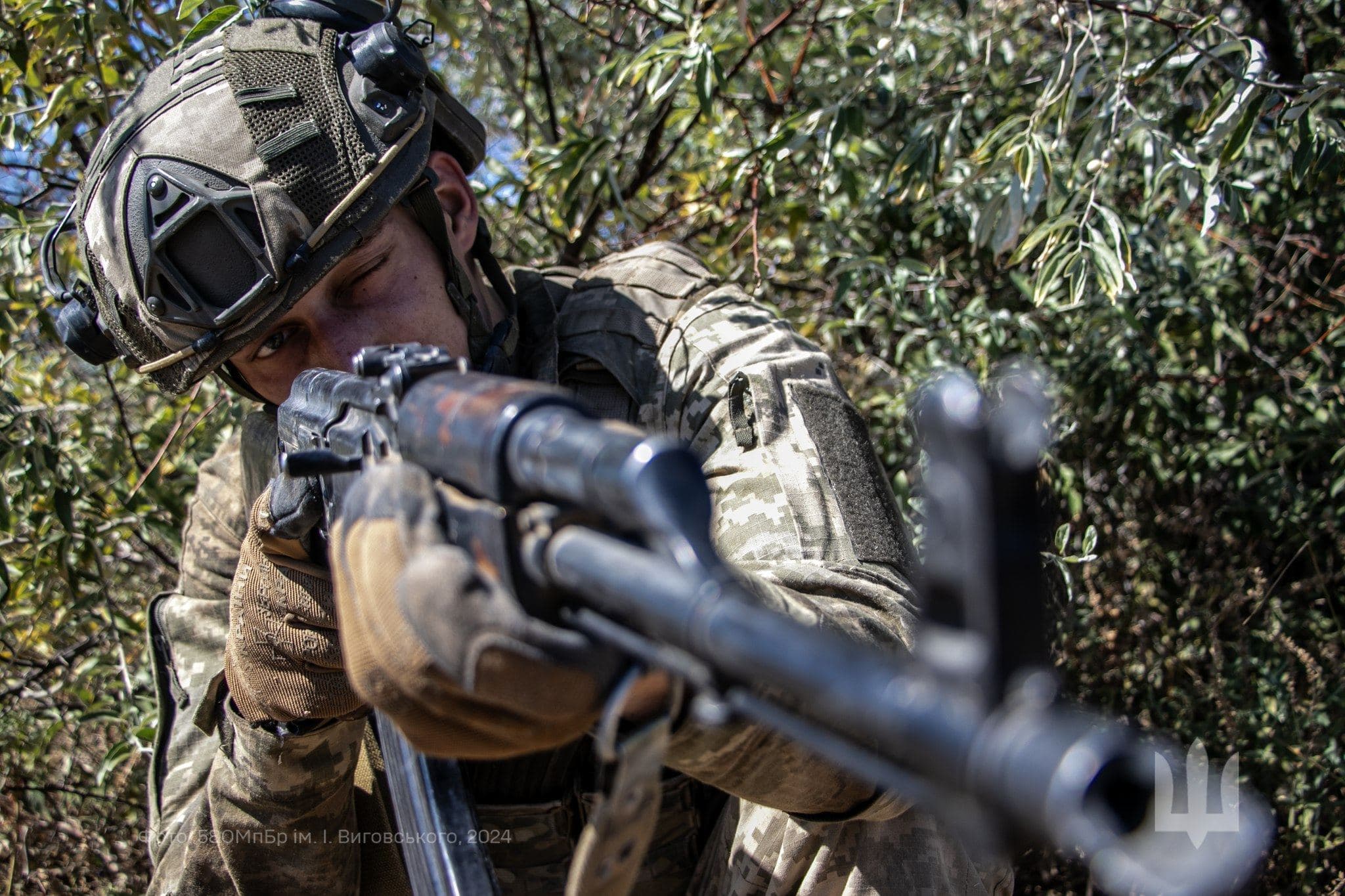 Frontnews image description