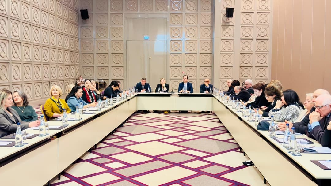 აფხაზეთის ავტონომიური რესპუბლიკის მთავრობის წარმომადგენლები აჭარაში მცხოვრებ აფხაზებს შეხვდნენ