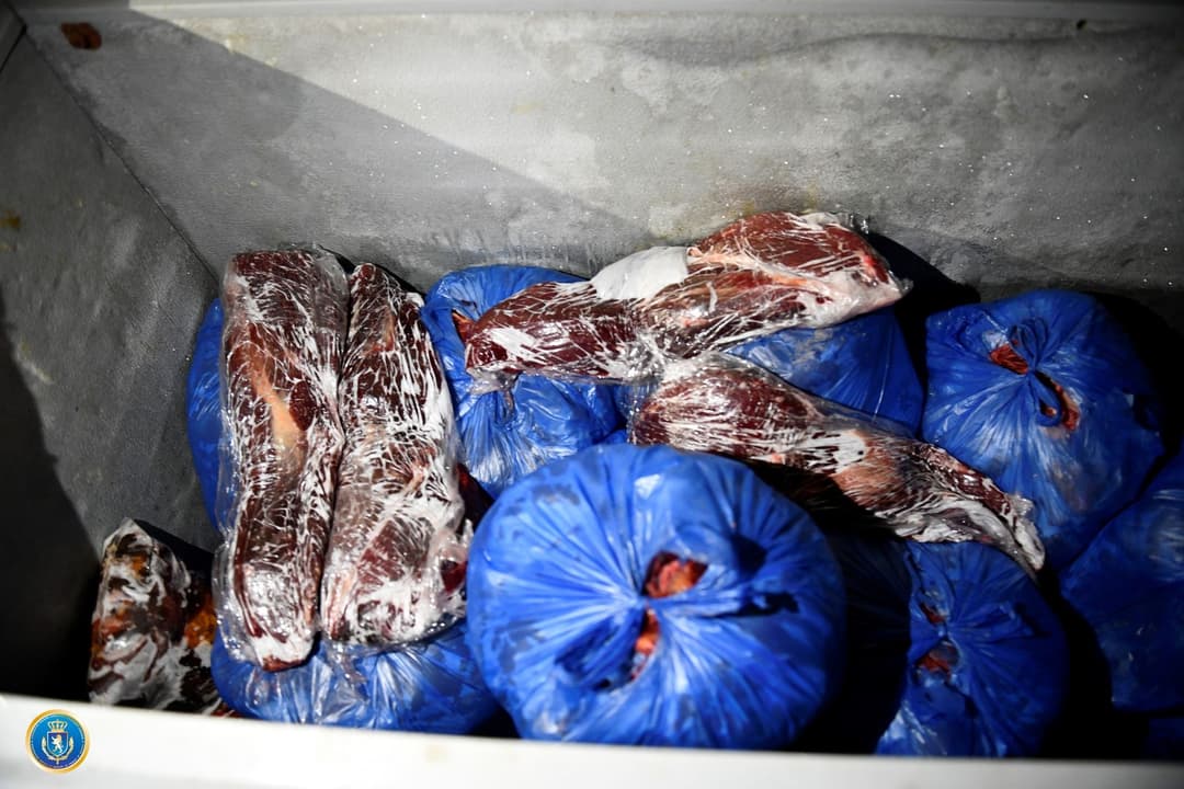 ადამიანის სიცოცხლისა და ჯანმრთელობისთვის საშიში პროდუქციის დამზადება-რეალიზაციისა და მომხმარებლის მოტყუების ფაქტებზე სამი პირი პასუხისგებაში მისცეს