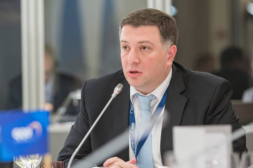 Frontnews image description