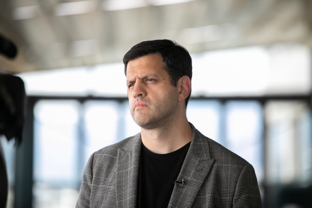 ანდრია ბასილაია – შადრევნის რეაბილიტაცია დასრულდა აგვისტოს ბოლოს და მას შემდეგ ჩვენი თანამშრომლები ყოველდღიურ რეჟიმში მუშაობდნენ ჩართულ აუზში