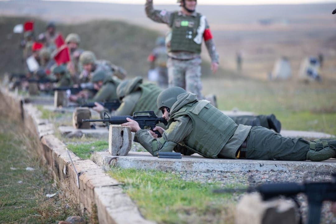 კავკასიის უნივერსიტეტის წარმომადგენლებმა საერთო საჯარისო ცენტრში საბრძოლო მომზადება გაიარეს