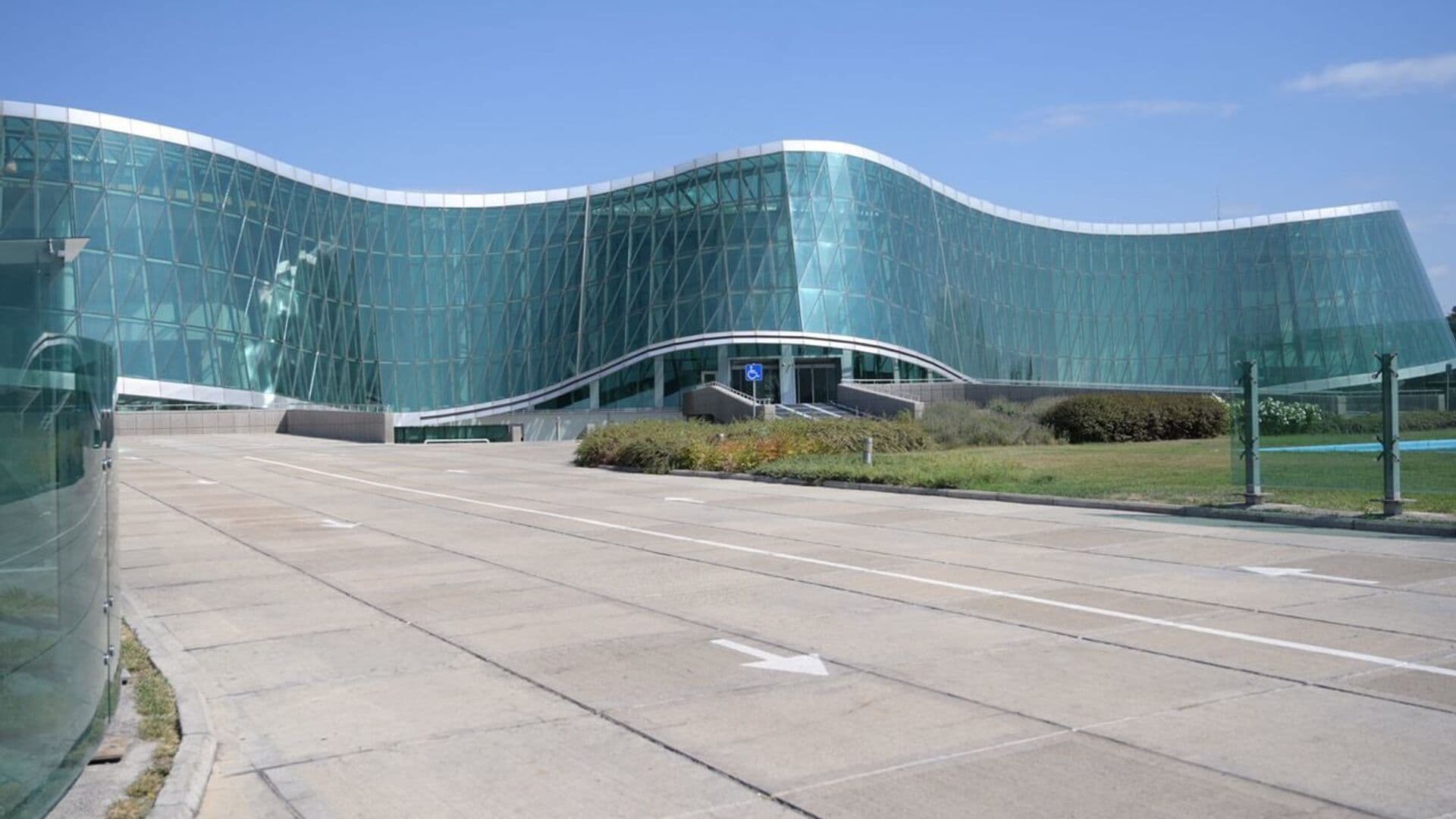 Frontnews image description