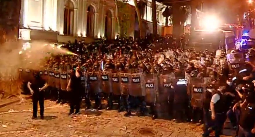 Frontnews image description