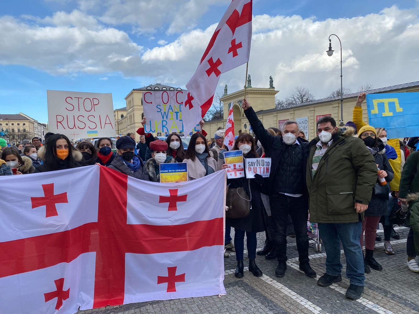 Frontnews image description