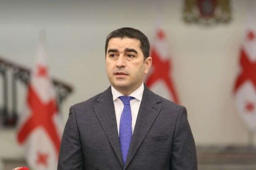 შალვა პაპუაშვილი – ჩვენ ვიცით “ნაციონალური მოძრაობის“ ქცევა, როცა უკრაინაზე სიამაყით საუბრობენ, დააკვირდნენ ზელენსკის მშვიდ და მტკიცე პოზიციას