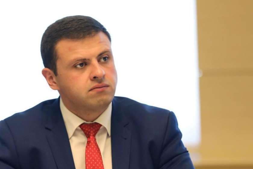 ანდრია გვიდიანი – 30 წელია ხო ღიაა ნატოს კარი? 30 წელია ხო ვერცერთი ეფექტური ნაბიჯი ვერ გადადგა ევროპამ? ხოდა ამასობაში დასავლეთის უსუსტესი პოლიტიკის შედეგად, რუსეთისგან ისეთი ურჩხული ჩამოყალიბდა, რომელიც უკვე ევროპის უსაფრთხოებას ემუქრება