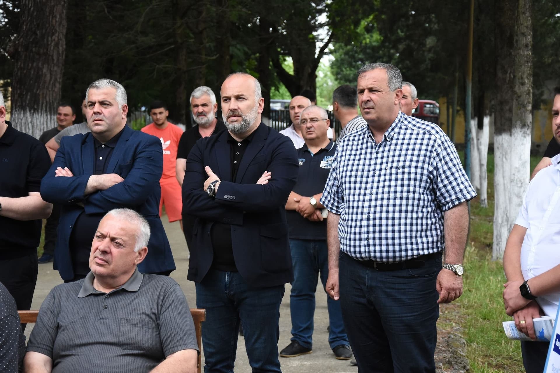 Frontnews image description