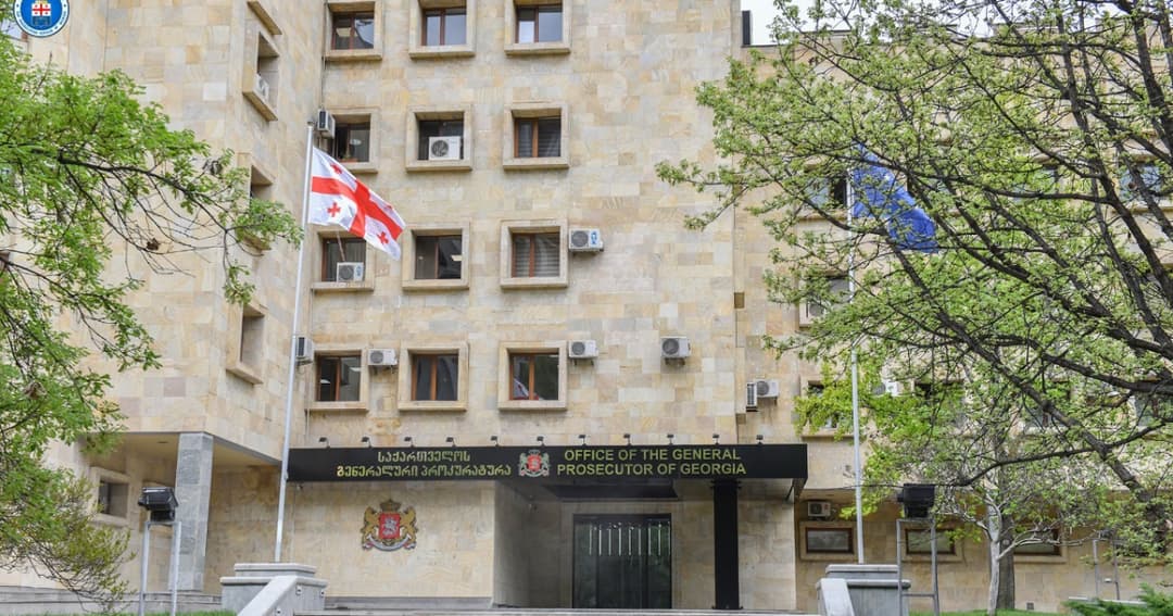 ნაფიცმა მსაჯულებმა განსაკუთრებული სისასტიკით ჩადენილი მკვლელობის საქმეზე ბრალდებული დამნაშავედ ცნეს