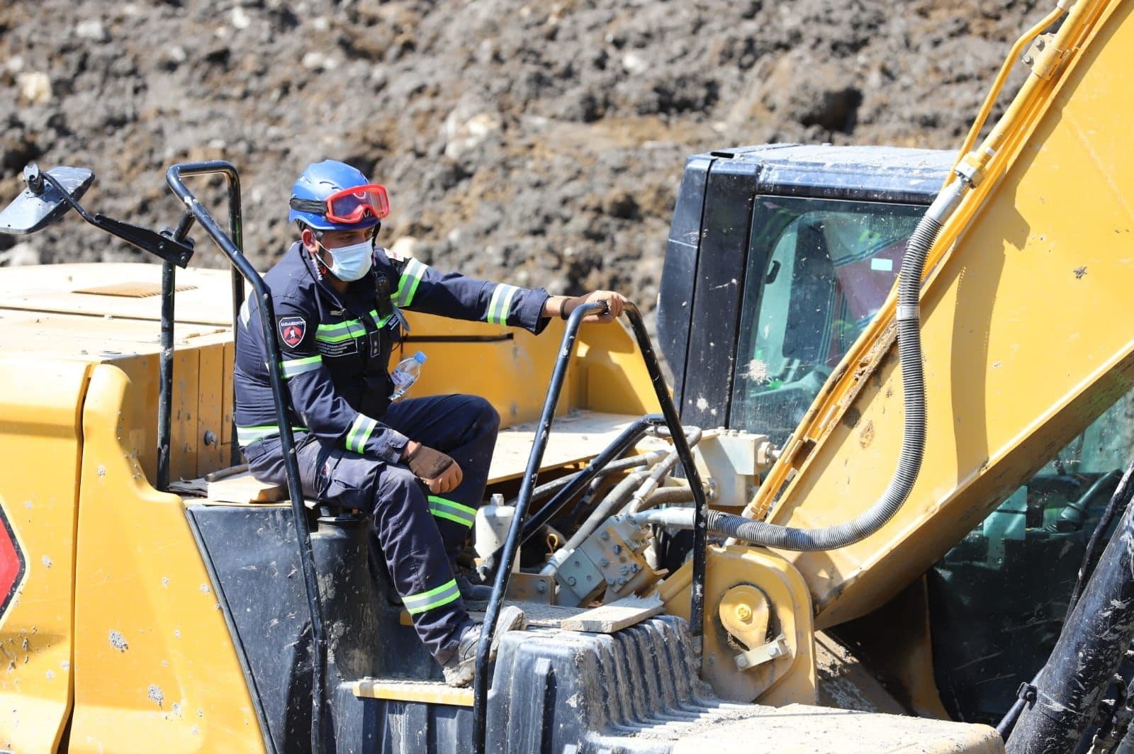 Frontnews image description