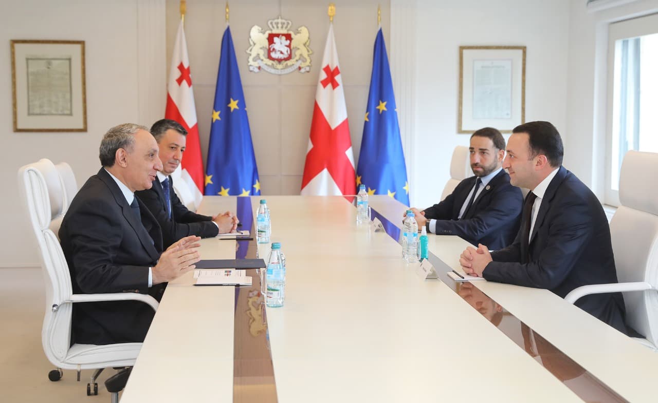 Frontnews image description