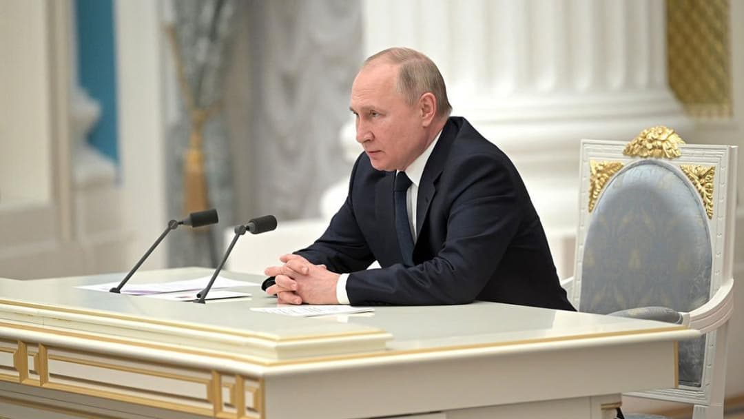 Putin declares “state of war” in Ukraine’s occupied regions