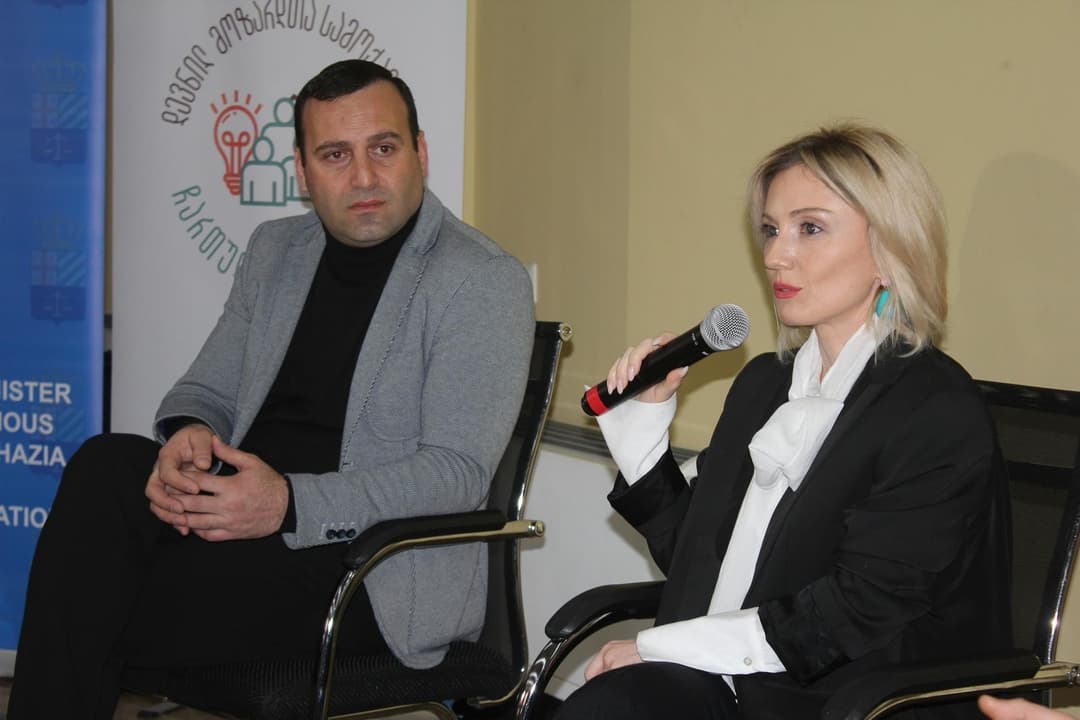 ნანა გაბელია რეგიონებში დევნილ მოზარდთა სამოქალაქო ჩართულობის სივრცეების გახსნას განაგრძობს