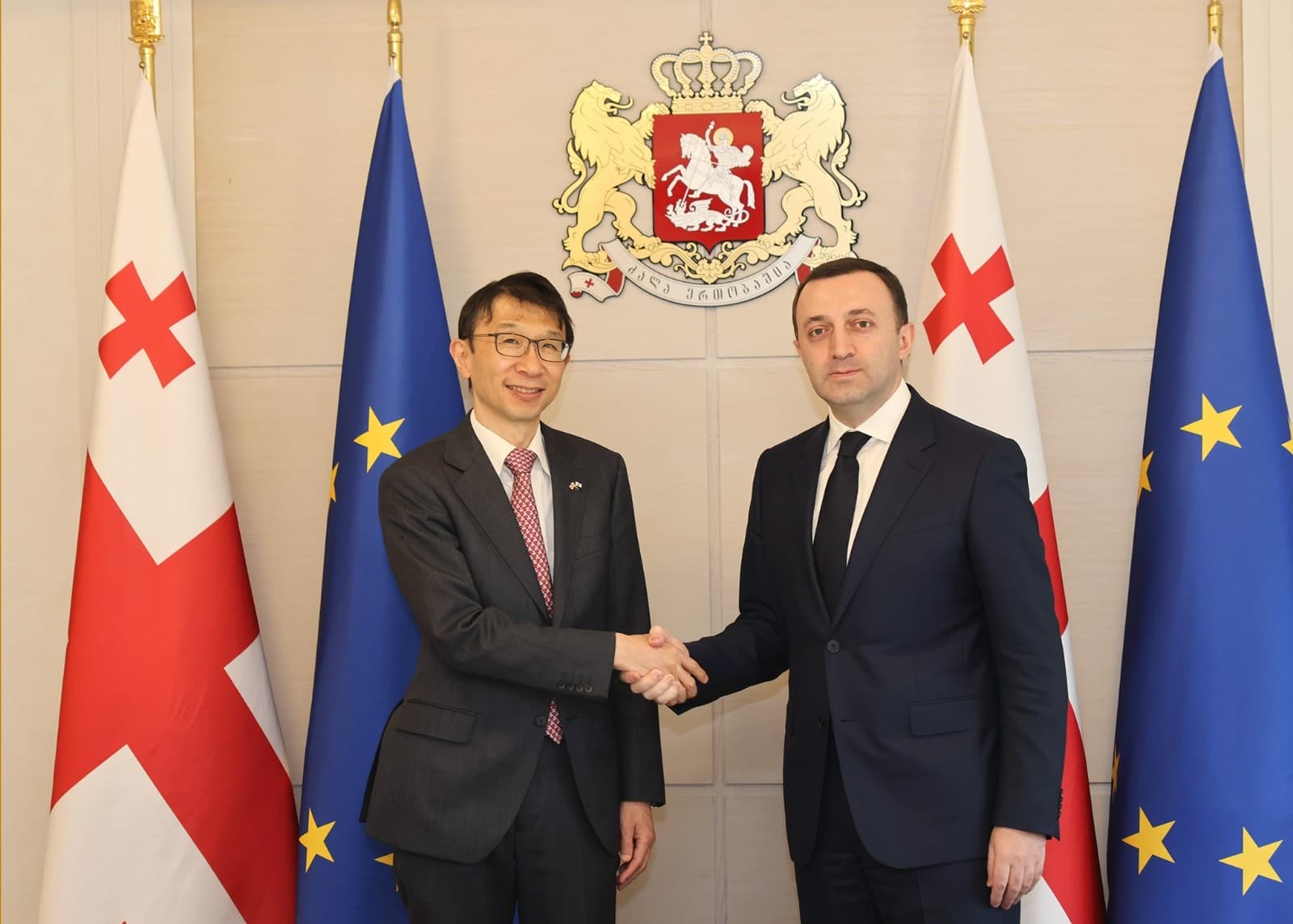 Frontnews image description