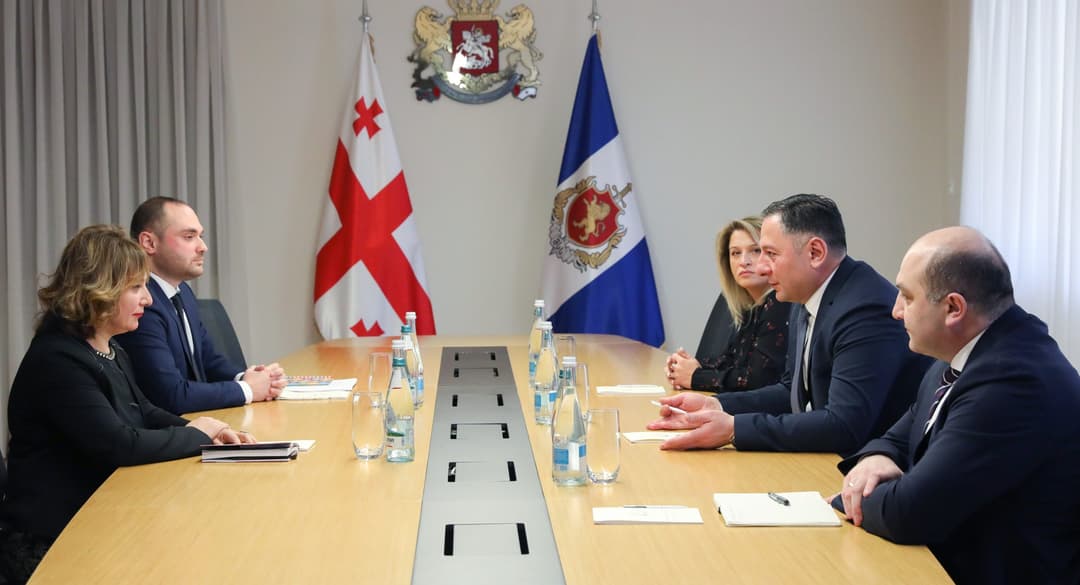 შს მინისტრმა პერსონალურ მონაცემთა დაცვის სამსახურის უფროსთან გაცნობითი შეხვედრა გამართა