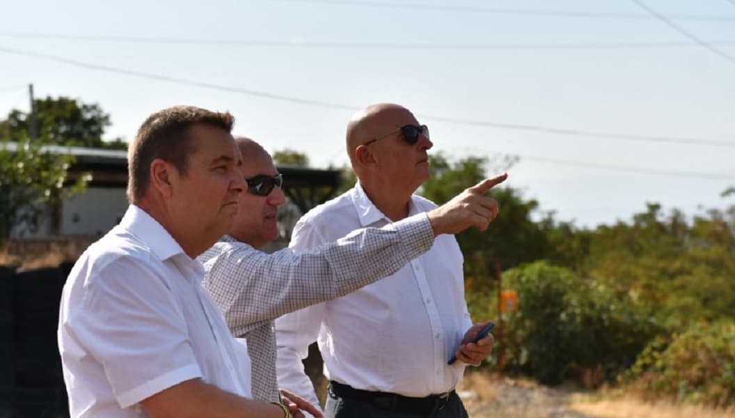 Frontnews image description