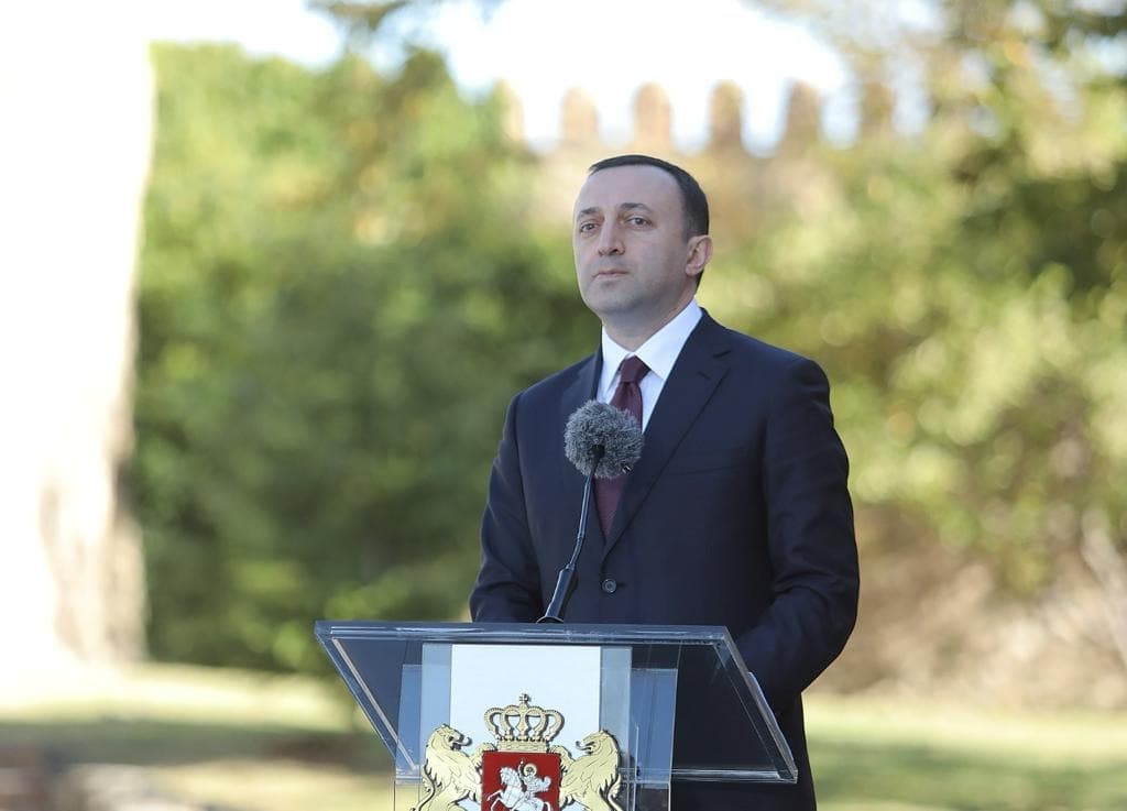 ირაკლი ღარიბაშვილი – მშობლები, მოქალაქეები ჩვენთვის საუკეთესოს – ჩვენს შვილებს განდობთ, ამიტომ თქვენ იმსახურებთ ყველაფერს საუკეთესოს