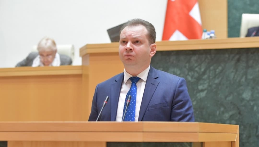 “საქართველოს მოქალაქეობის შესახებ” კანონში ცვლილება პარლამენტმა მესამე მოსმენით მიიღო