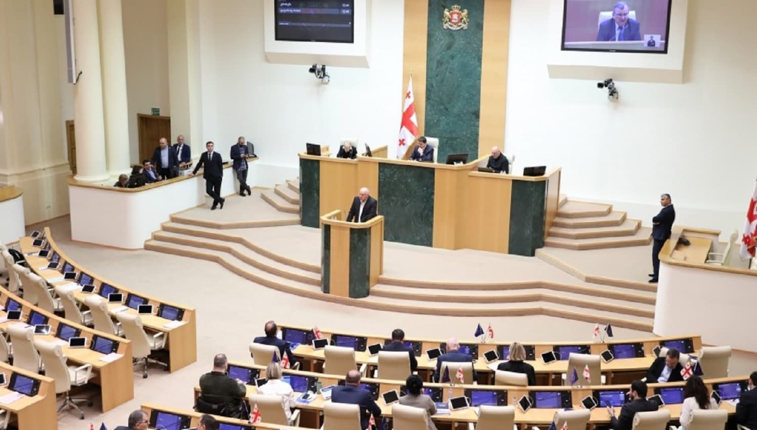 Frontnews image description