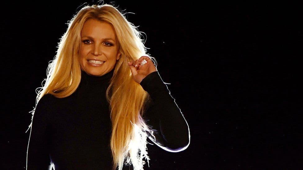 Britney Spears officially requests new conservator to replace her father