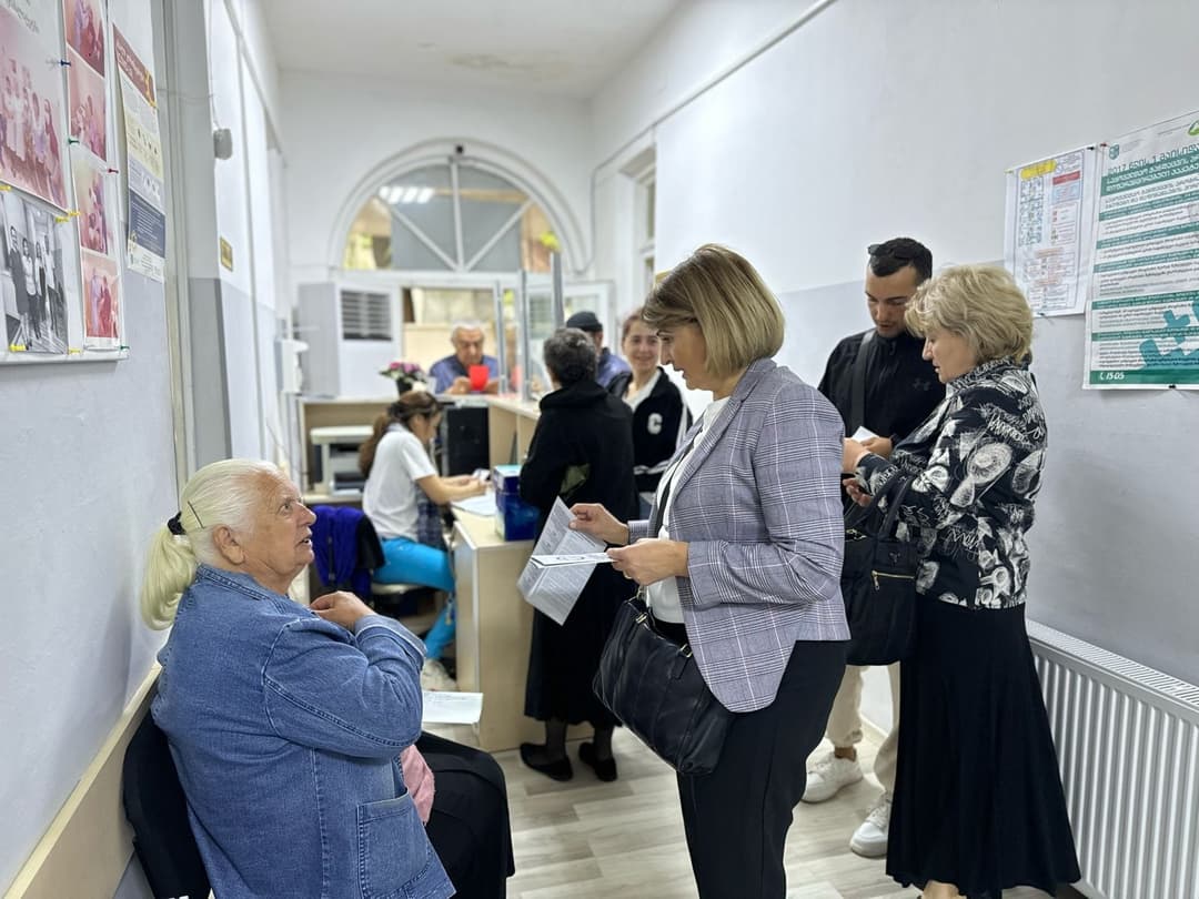 ხონსა და წყალტუბოში მცხოვრებ აფხაზეთიდან დევნილებს უფასო სამედიცინო გამოკვლევები ჩაუტარდათ