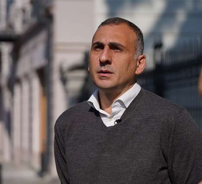 “ჩვენ დავასრულეთ ოპოზიციასთან მოლაპარაკებებიც, კინკლაობაც, მზად ვართ, საჯაროდ შევხვდეთ “ქართულ ოცნებას”