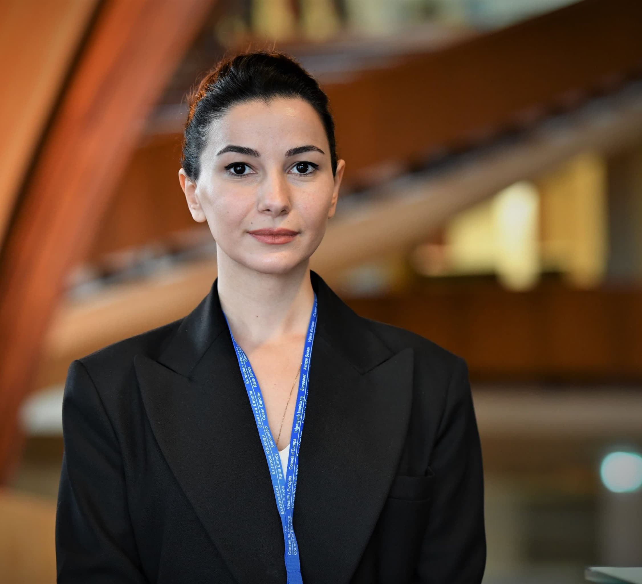 Frontnews image description