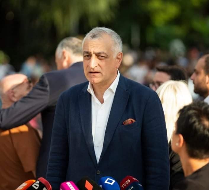 “საქართველოში ყალიბდება ახალი სამოქალაქო საზოგადოება, რომელიც დაკვეთას გაუკეთებს პოლიტიკოსებს”