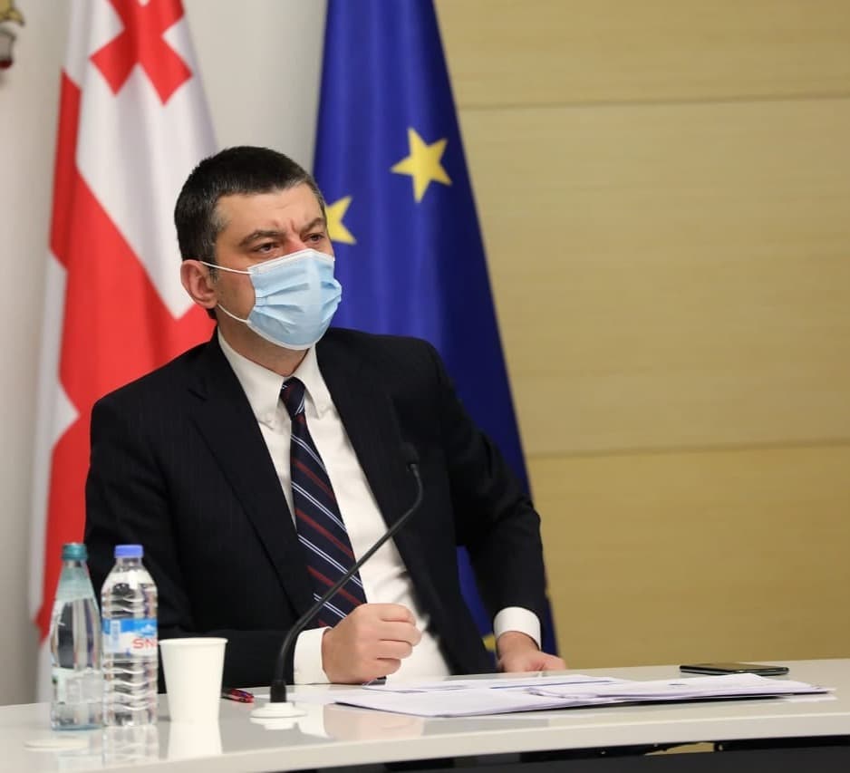 “18 000  ტესტიდან, დადებითი მაჩვენებელია მხოლოდ 723-ზე. ეს ჩვენთვის მაინც დიდი ციფრია, თუმცა მაჩვენებელი მიუახლოვდა 4%-ს”