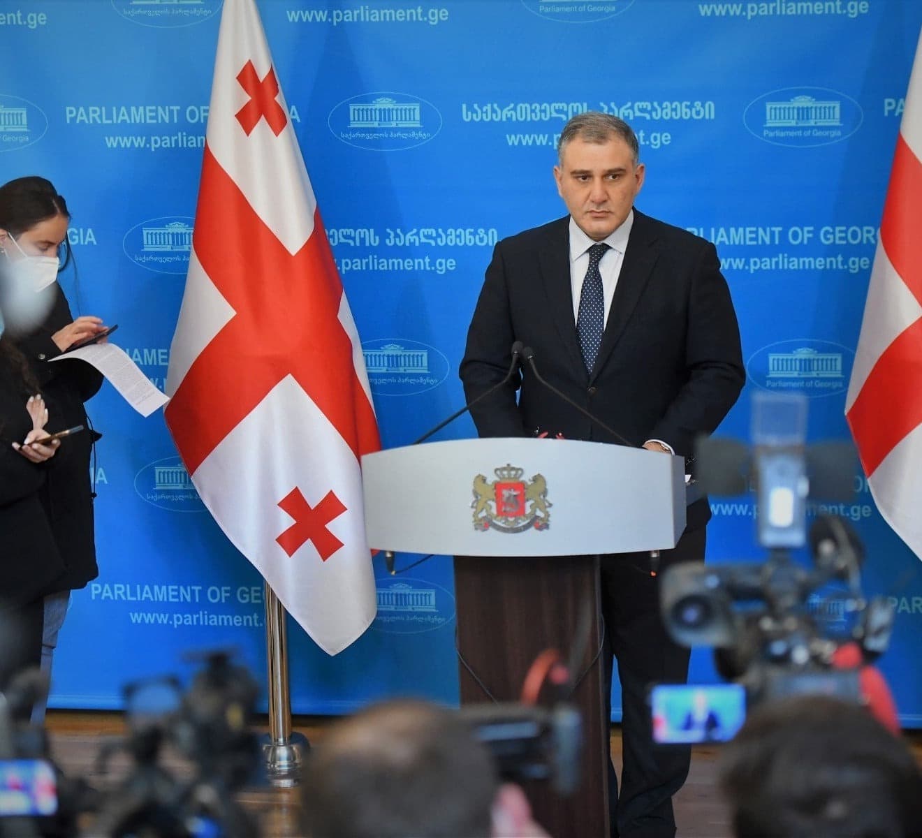 Frontnews image description