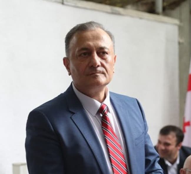 “მივმართავ ყველა პოლიტიკოსს, სადაც კუთხეში ატუზვას დაგავალებენ, იმ აქციაზე ფეხი არ მიდგათ, სულიც ამოხდომიათ”