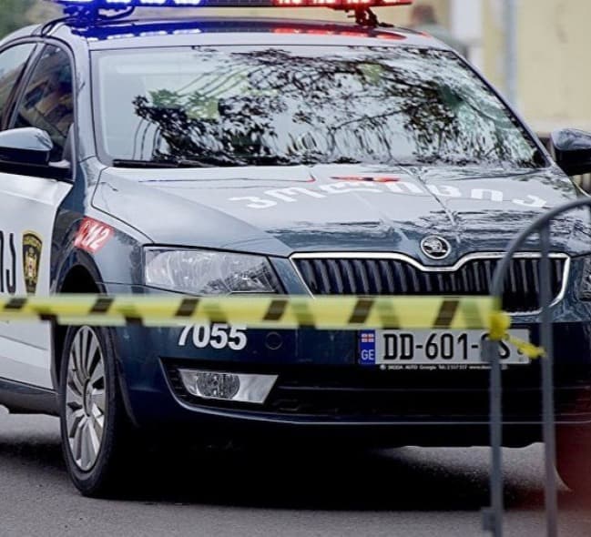 დედის დამამძიებელ გარემოებებში განზრახ მკვლელობის მცდელობის ბრალდებით მარტვილში ერთი პირი დააკავეს