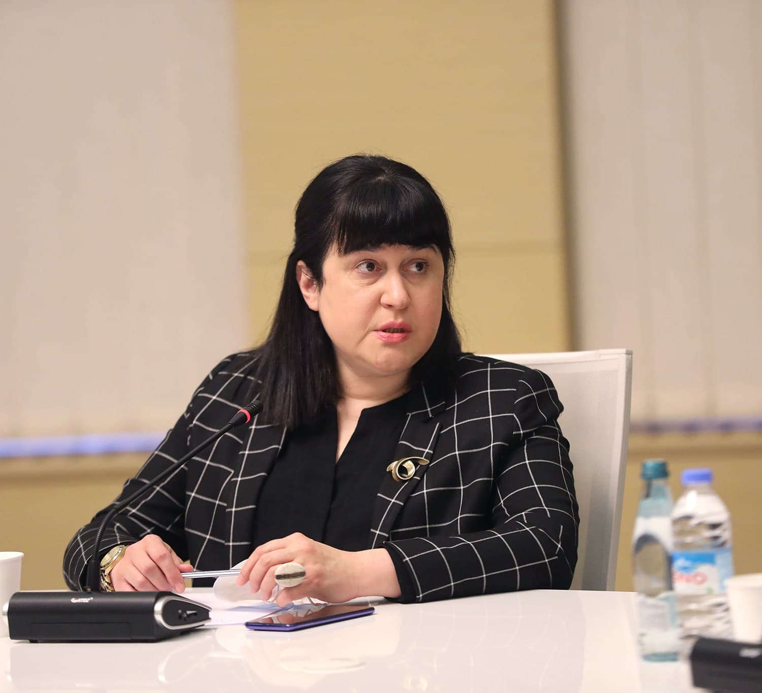 Frontnews image description