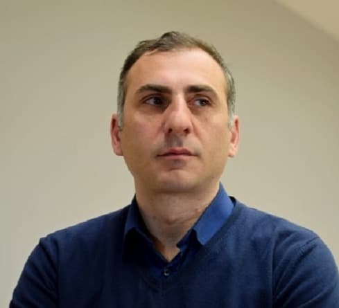 “კომისიაში ჩავერთვები, თუ მასში მონაწილეობას მიიღებს “პატრიოტთა ალიანსი“, “ნაციონალური მოძრაობა“ და ბოკერიას პარტია”