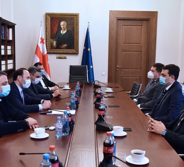 “ადვოკატების პროფესიული საქმიანობის მხარდაჭერა იურდიულ საკითხთა კომიტეტის ერთ-ერთი პრიორიტეტი იქნება”